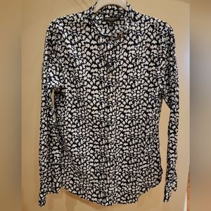 Banana Republic Soft Wash Button Down Longsleeve Blouse